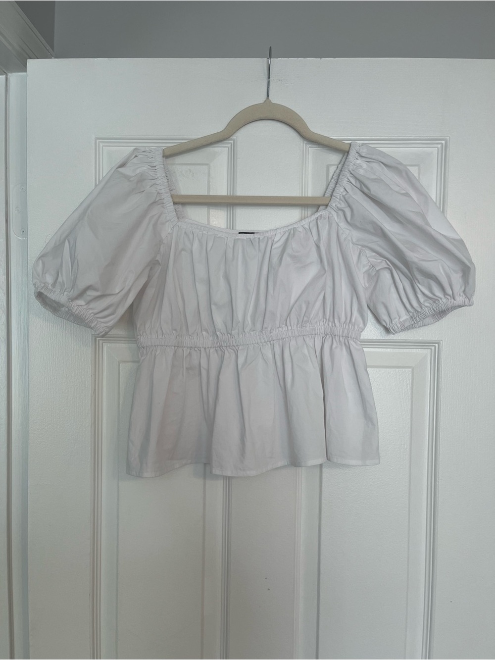 Express White Puff-Sleeve Peplum Top